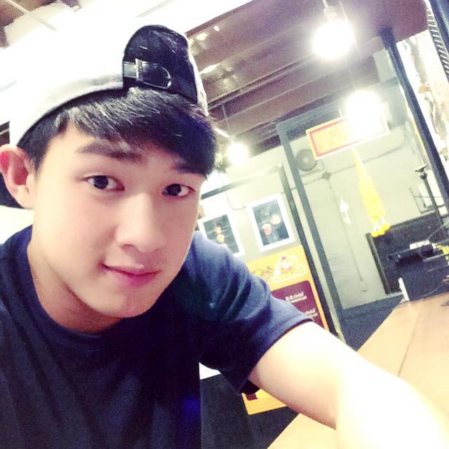 ไอ้หล่อย้ายมา ปตท. ระยองแล้ว ยังหล่อเหมือนเดิม 1,090