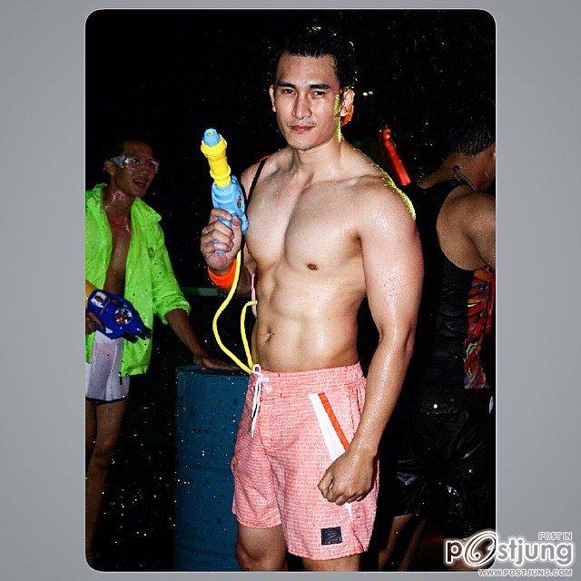 ตื่นเลยค่ะ 1,092