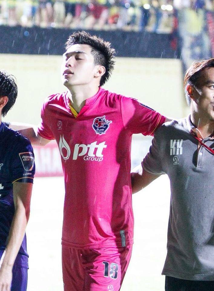 ตี๋ บุญยเกียรติ หล่อมากข่ะคุณค๋าาาาาาาาาาาาาาา 1,101