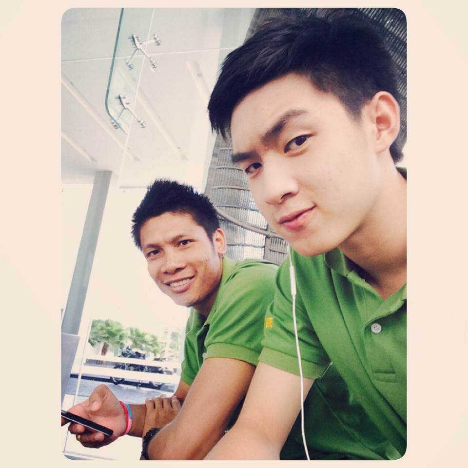 ตี๋ บุญยเกียรติ  มีคุณสมบัติเป็นสามีที่ดีมากข่ะคุณค๋าาาาาาาาาาาาาาา  1,103