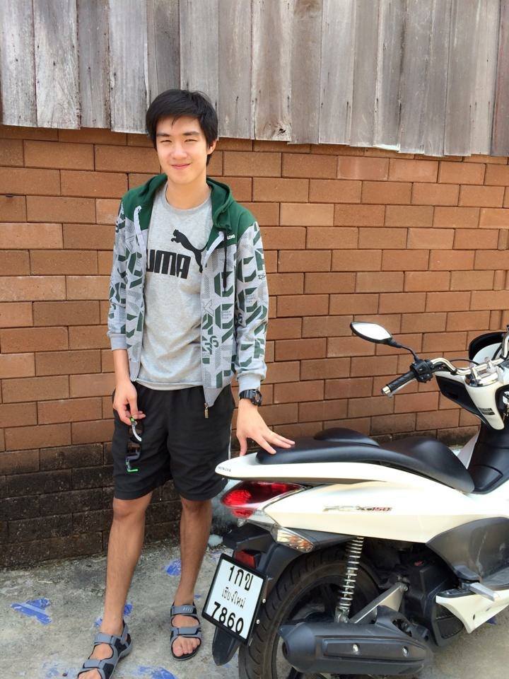 ตี๋ บุญยเกียรติ  มีคุณสมบัติเป็นสามีที่ดีมากข่ะคุณค๋าาาาาาาาาาาาาาา  1,103