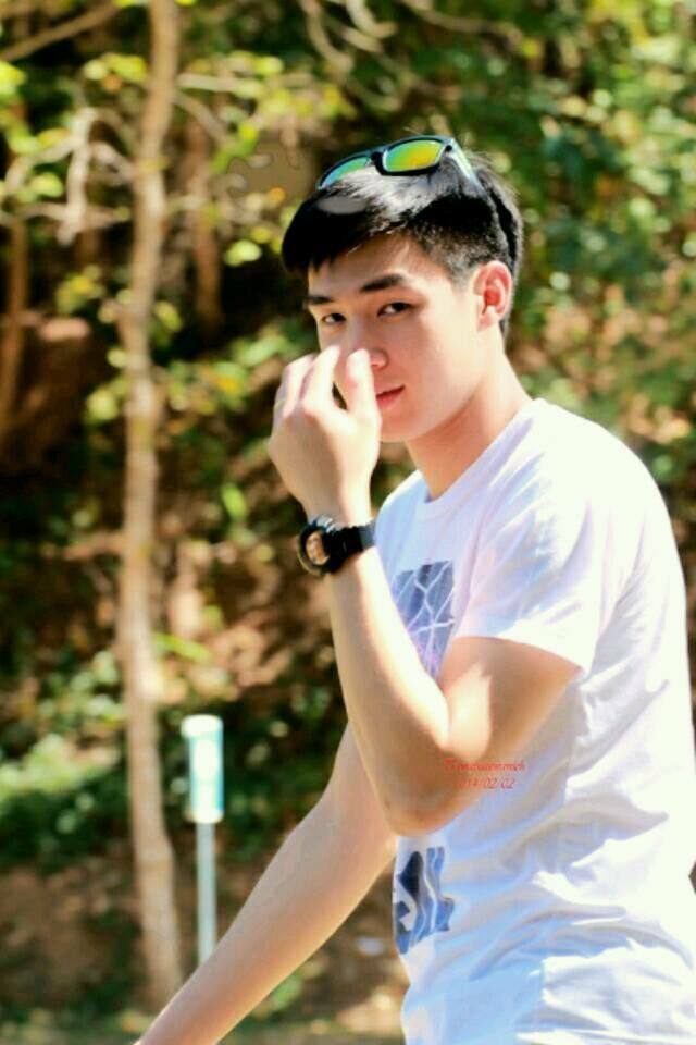 ตี๋ บุญยเกียรติ  มีคุณสมบัติเป็นสามีที่ดีมากข่ะคุณค๋าาาาาาาาาาาาาาา  1,103