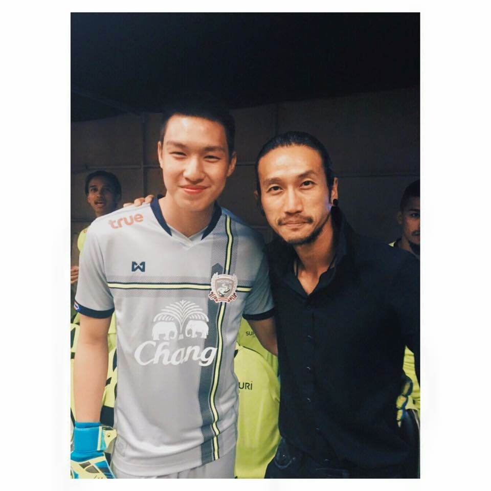 ตี๋ บุญยเกียรติ  เสียวท้องน้อยมากข่ะคุณค๋าาาาาาาาาาาาาาา  1,104