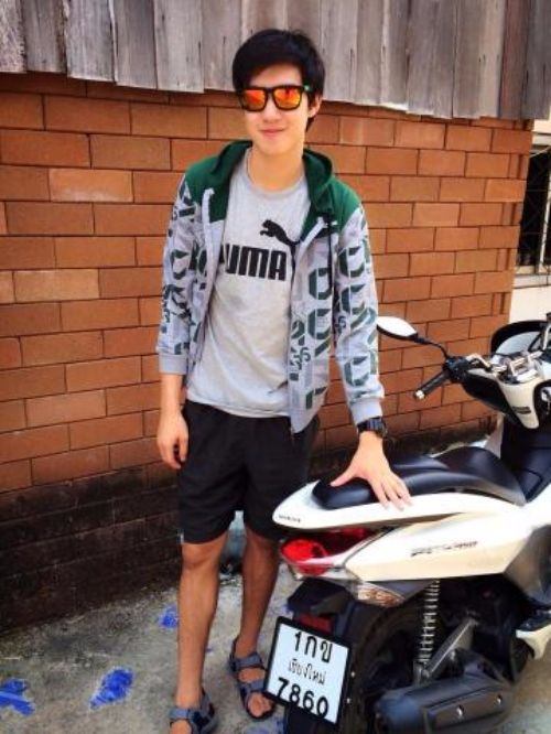 ตี๋ บุญยเกียรติ  มีวาร์ปข่ะคุณค๋าาาาาาาาาาาาาาา  1,105