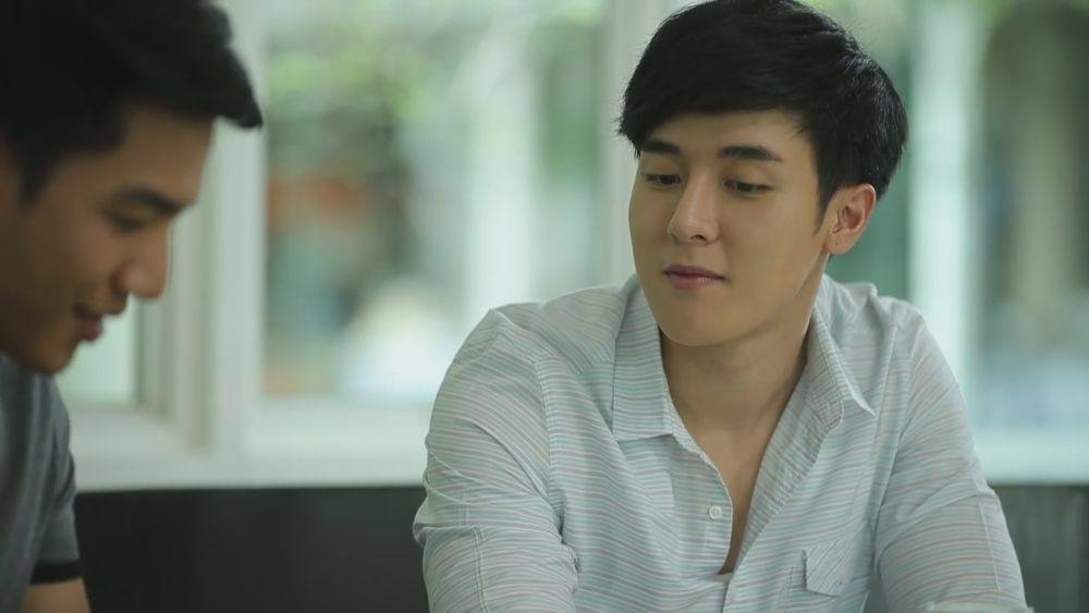 หลงฮักคนนี้น่าฮักหุ่นดีแท้ๆๆอยากเห็นฉากถอดเสื้อหลาย เขาชื่อหยังเนาะใผมี FB,IG ขอแด่ #ซีรีส์รุ่นพี่ Secret Love - Bake Me Love#