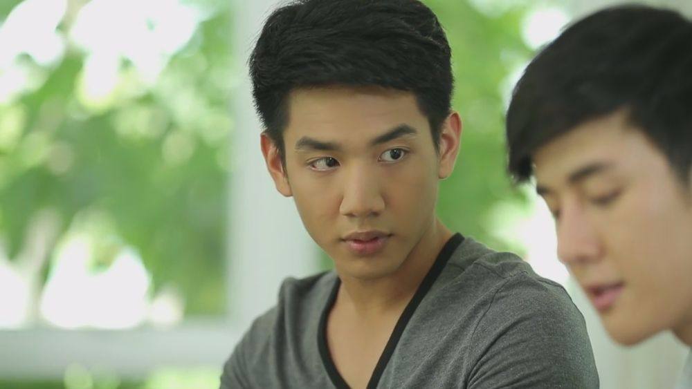 หลงฮักคนนี้น่าฮักหุ่นดีแท้ๆๆอยากเห็นฉากถอดเสื้อหลาย เขาชื่อหยังเนาะใผมี FB,IG ขอแด่ #ซีรีส์รุ่นพี่ Secret Love - Bake Me Love#