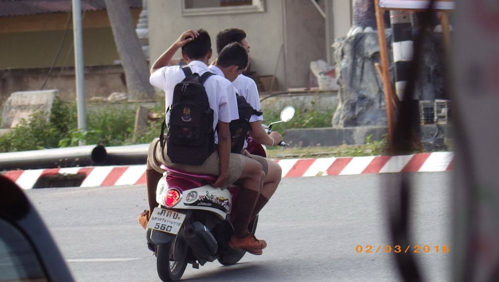 เพื่อนกันตลอดไป