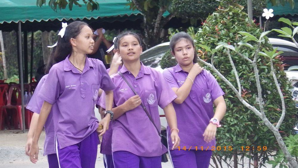 เพื่อนกัน