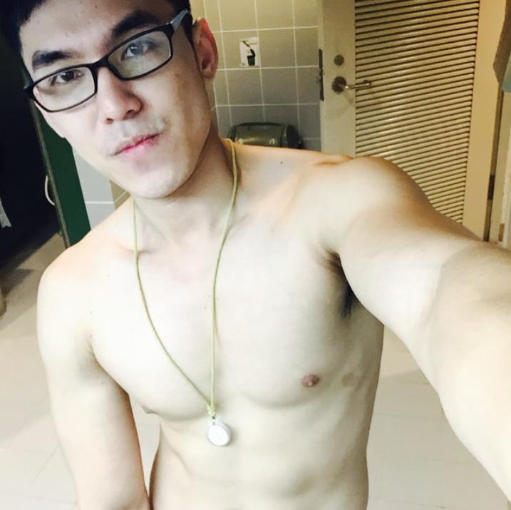 เด็ดเดี่ยวมาก 1,108