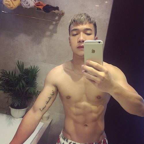 ผู้ชายพาเพลิน