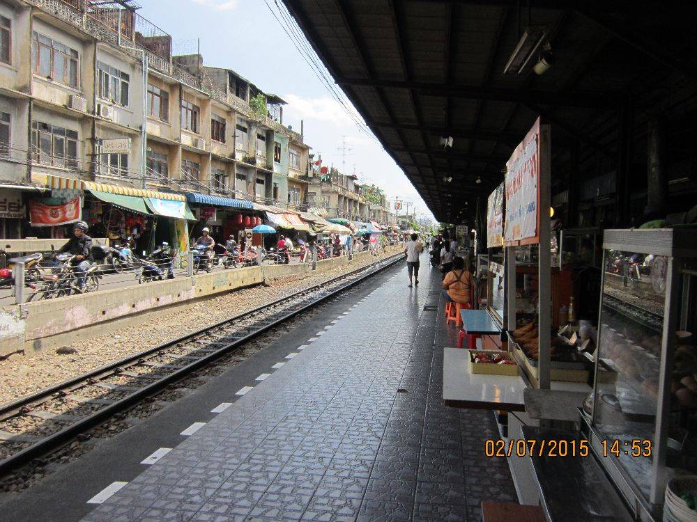 สถานีรถไฟวงเวียนใหญ่ ต้นทางทางรถไฟสายมหาชัย