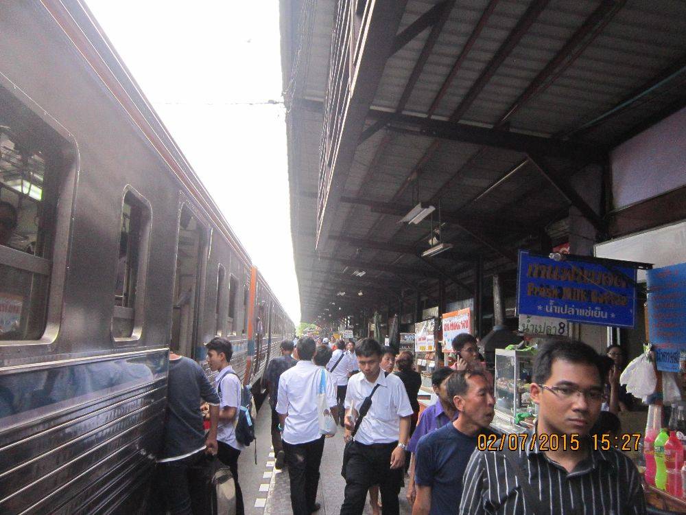 สถานีรถไฟวงเวียนใหญ่ ต้นทางทางรถไฟสายมหาชัย