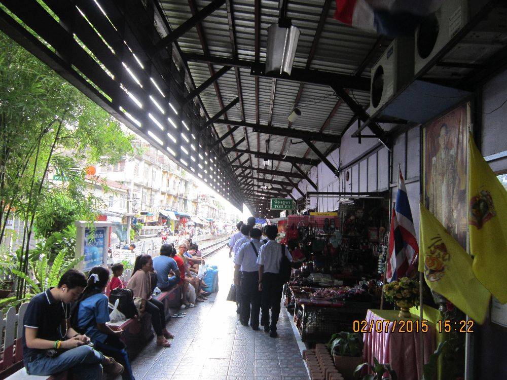 สถานีรถไฟวงเวียนใหญ่ ต้นทางทางรถไฟสายมหาชัย