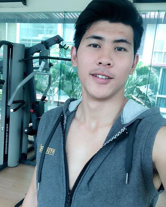 ไอติม เลียมั๊ย?