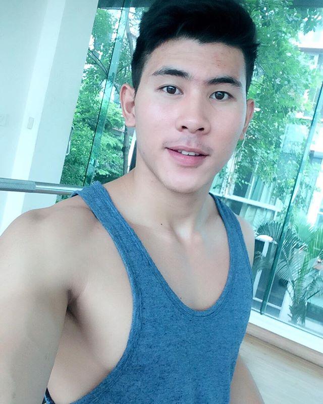 ไอติม เลียมั๊ย?