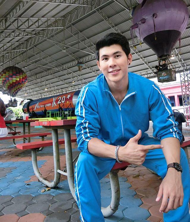 ไอติม เลียมั๊ย?
