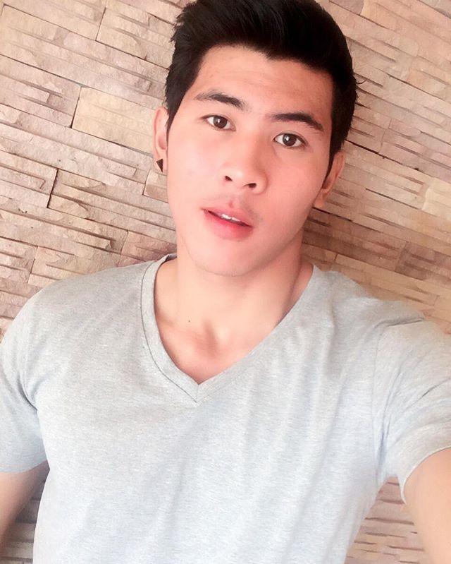 ไอติม เลียมั๊ย?