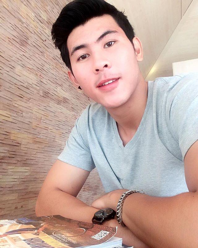 ไอติม เลียมั๊ย?