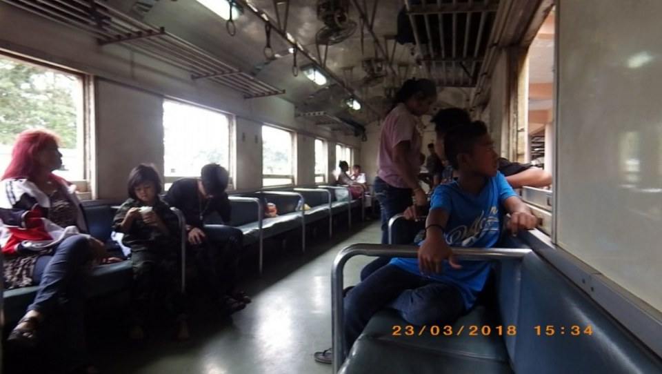 รถไฟท้องถิ่น สายใต้ ไปหาดใหญ่