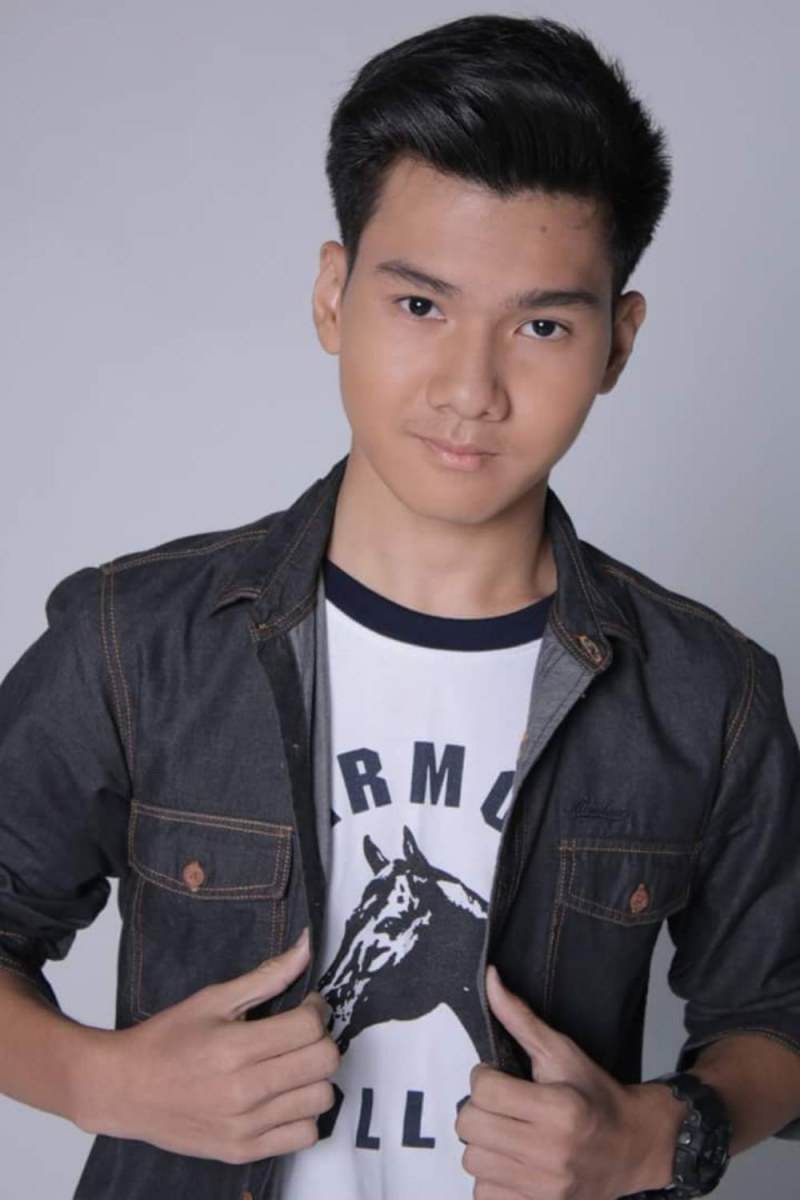 น้องเอเธนส์