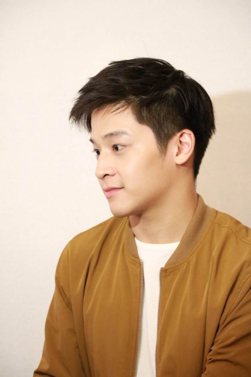 หล่อหน้าใส มาร์ช-จุฑาวุฒิ