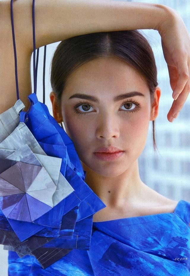 ญาญ่า-อุรัสยา @ พลอยแกมเพชร vol.25 no.587 July 2016