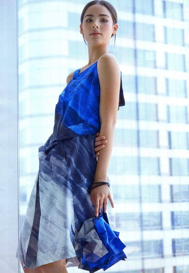 ญาญ่า-อุรัสยา @ พลอยแกมเพชร vol.25 no.587 July 2016