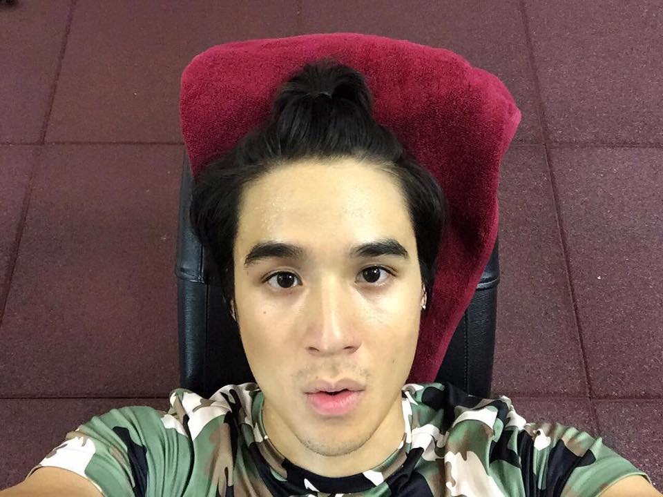 ยั่วรักจากผู้ชาย