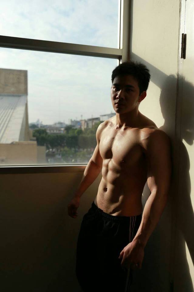 กันดั้มซักเซ็ต 1,121