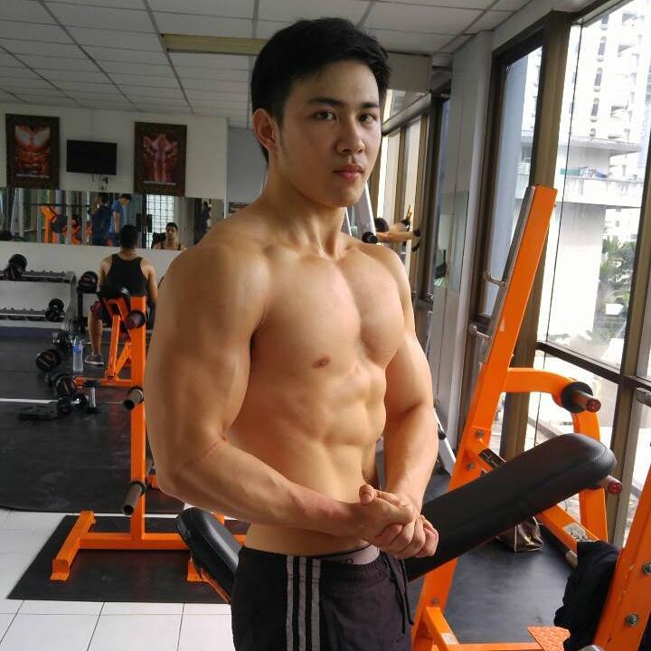 กันดั้มซักเซ็ต 1,121