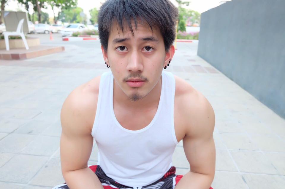 ชื่ออะไรนะ ลืม  1,128
