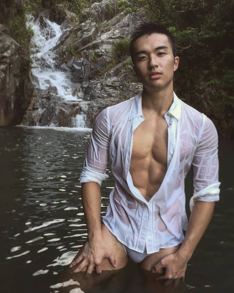 Sexy Asian Guys
