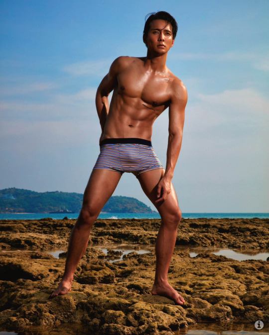 Sexy Asian Guys