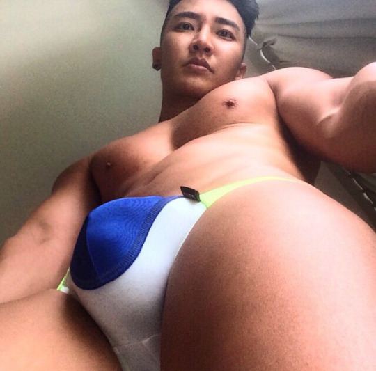 Sexy Asian Guys