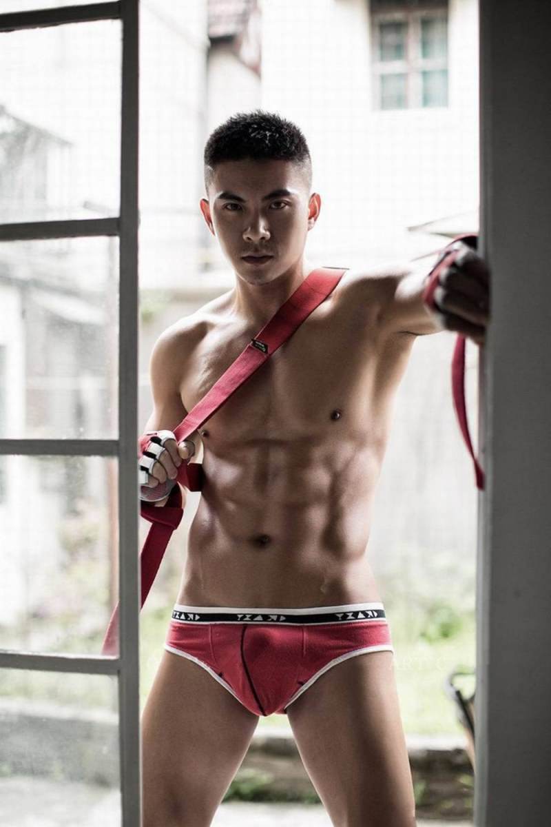 Sexy Asian Guys
