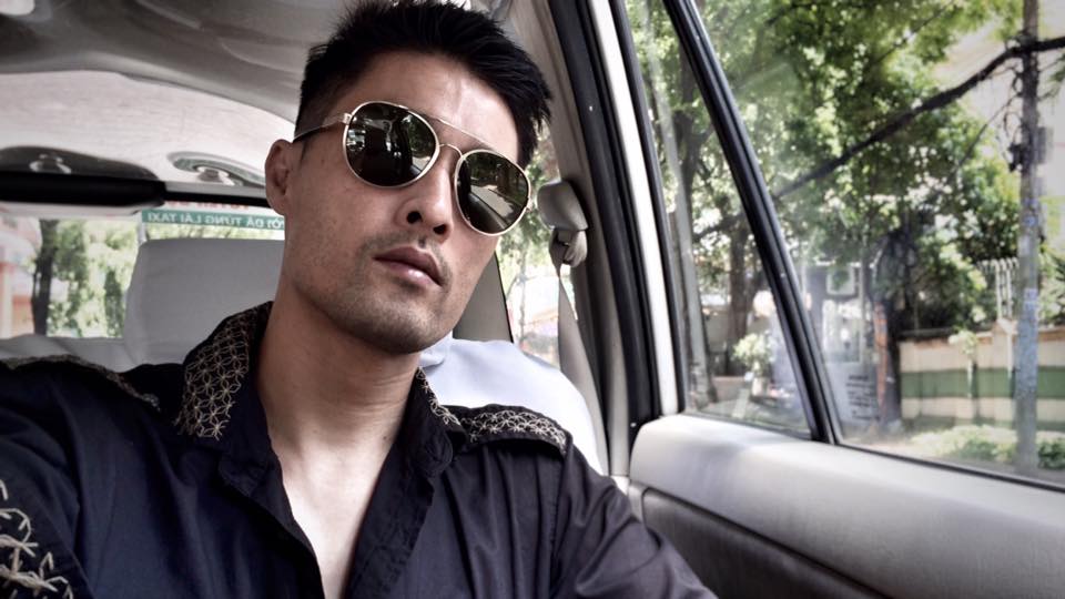 เลีย.