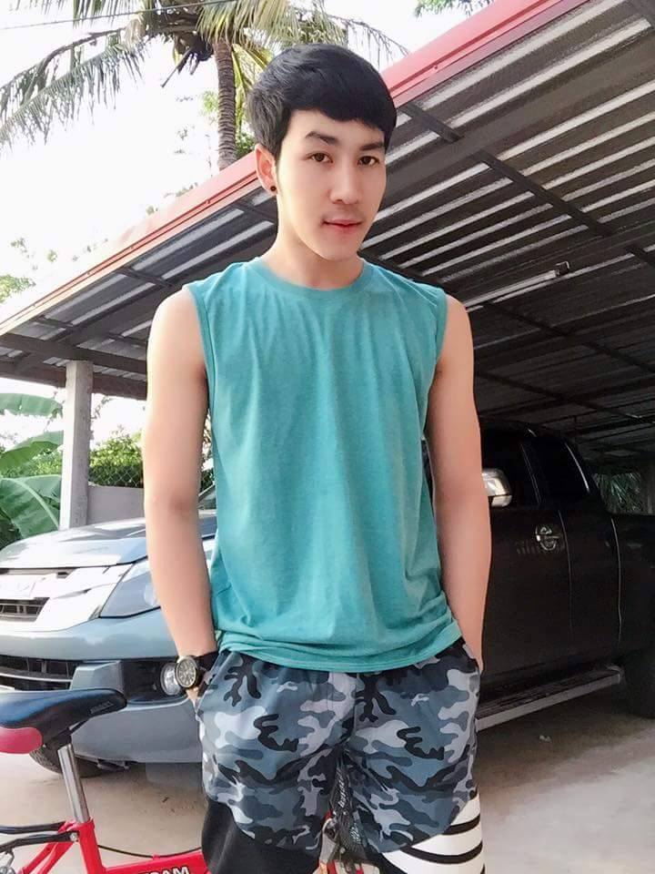 เลีย.