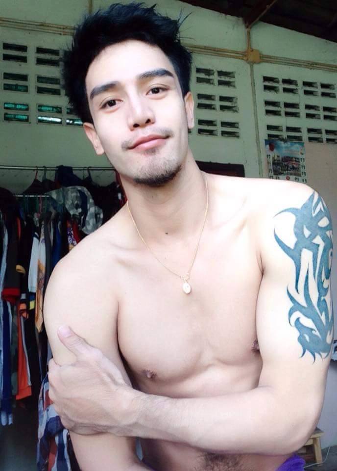 เลีย.