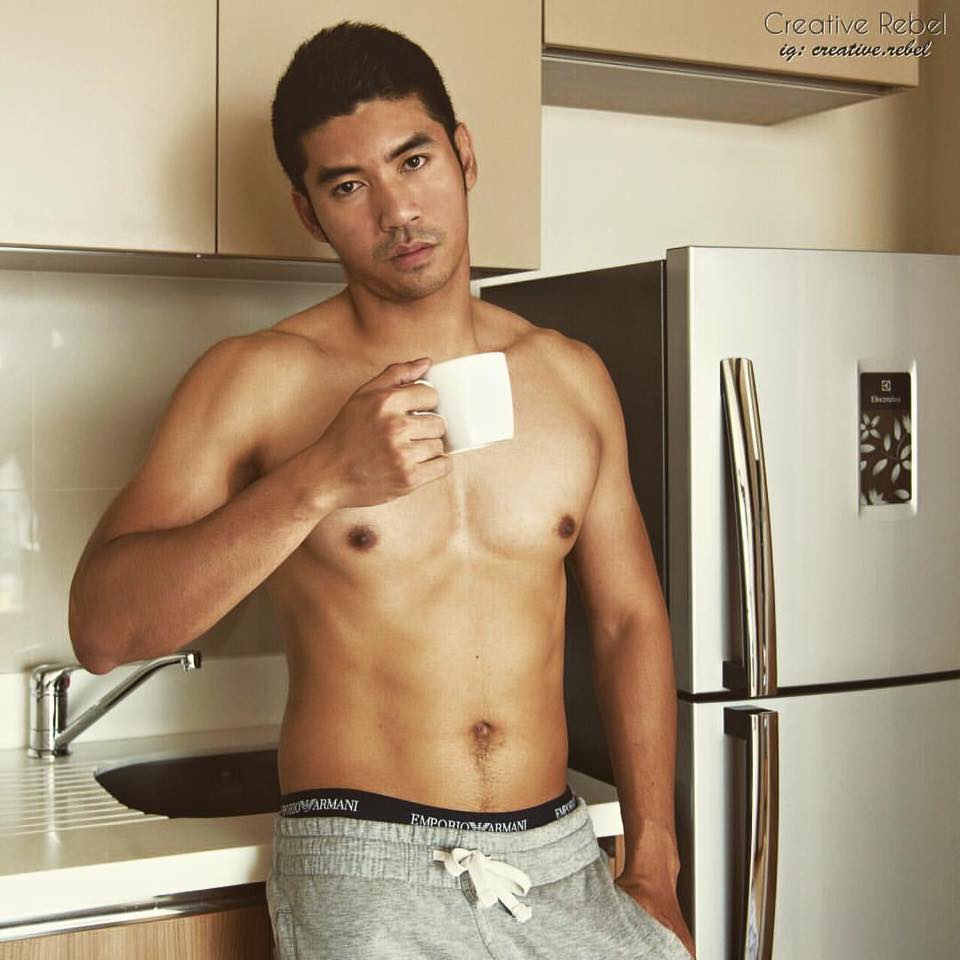 เลีย.