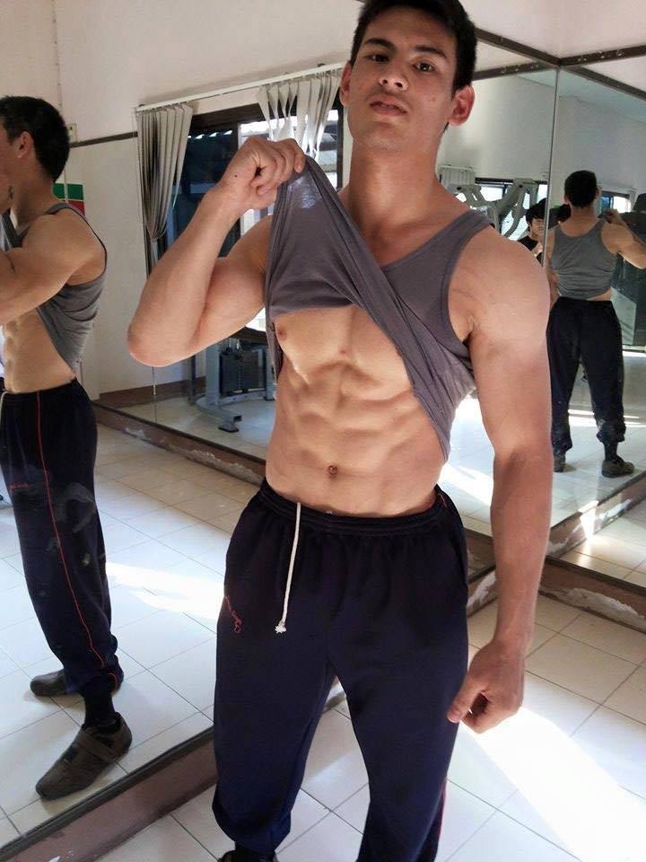 เลีย.