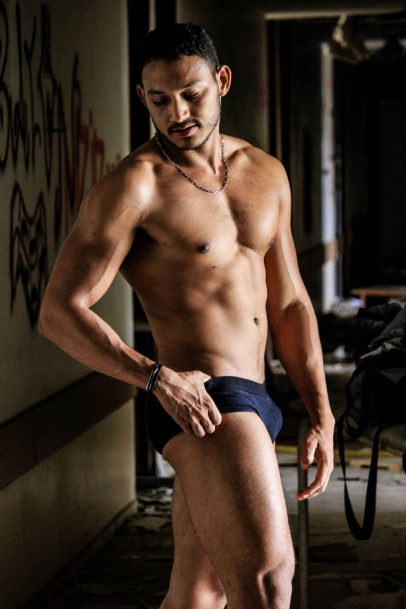 Hot guy in underwear 164