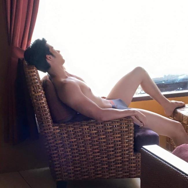 จอม ศรุฒ สุวรรณภักดี ดาวร้ายหล่อคมเข้มสุดเซ็กซี่