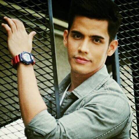 จอม ศรุฒ สุวรรณภักดี ดาวร้ายหล่อคมเข้มสุดเซ็กซี่