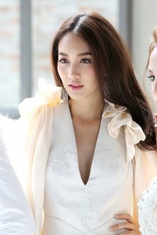 มีคลิป มิน พีชญา โดนอีกแล้ว