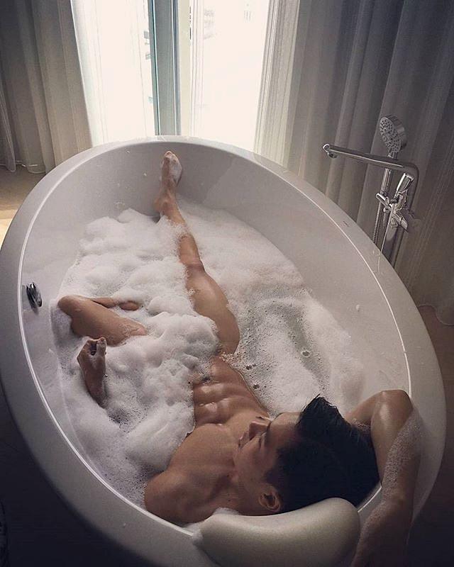 Dream Men 13