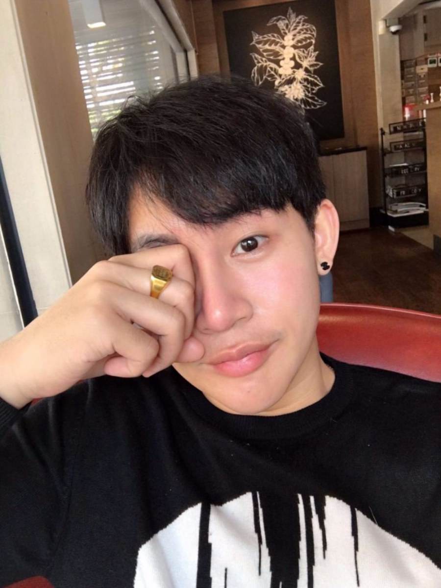ช่างแต่งหน้า วุดดี้ โครตหล่อ