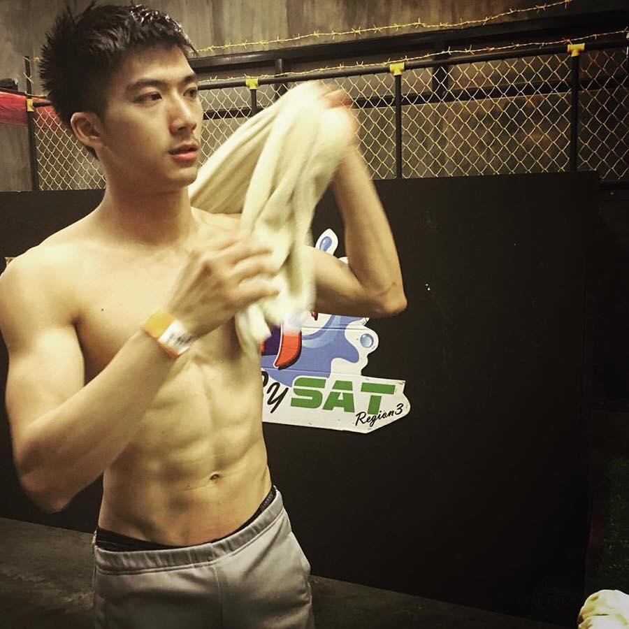 น่าเลียเน๊อะว่าป่ะ