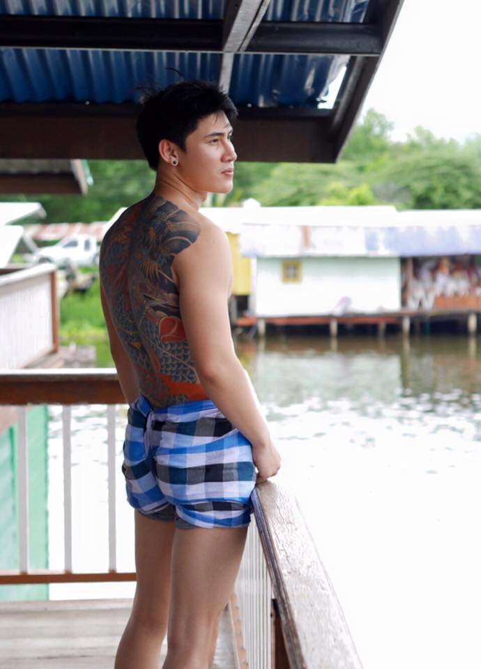 หวยโดนกินไม่เป็นไร งั้นกินพี่แทนป่ะ 555+