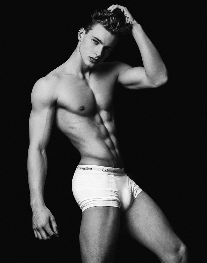 Dream Men 22