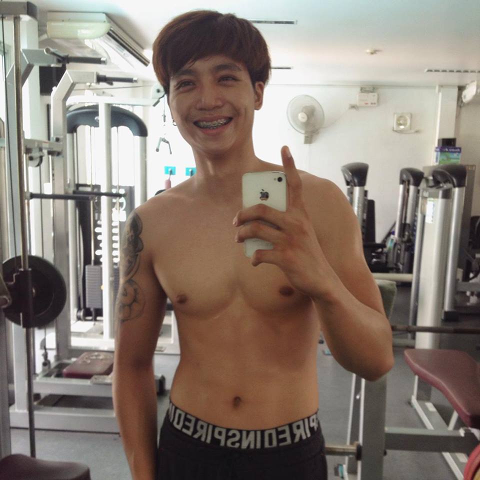 คลั่งผช.ถอด02
